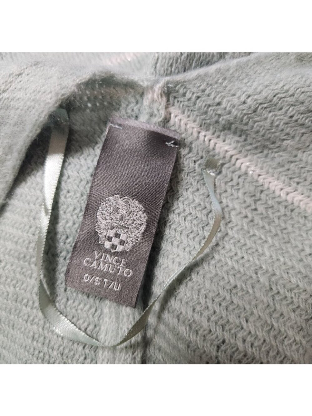 Vince Camuto Light Green Checks Poncho Style Knit Sweater w Fringe ONE SIZE USED - Picture 9 of 9